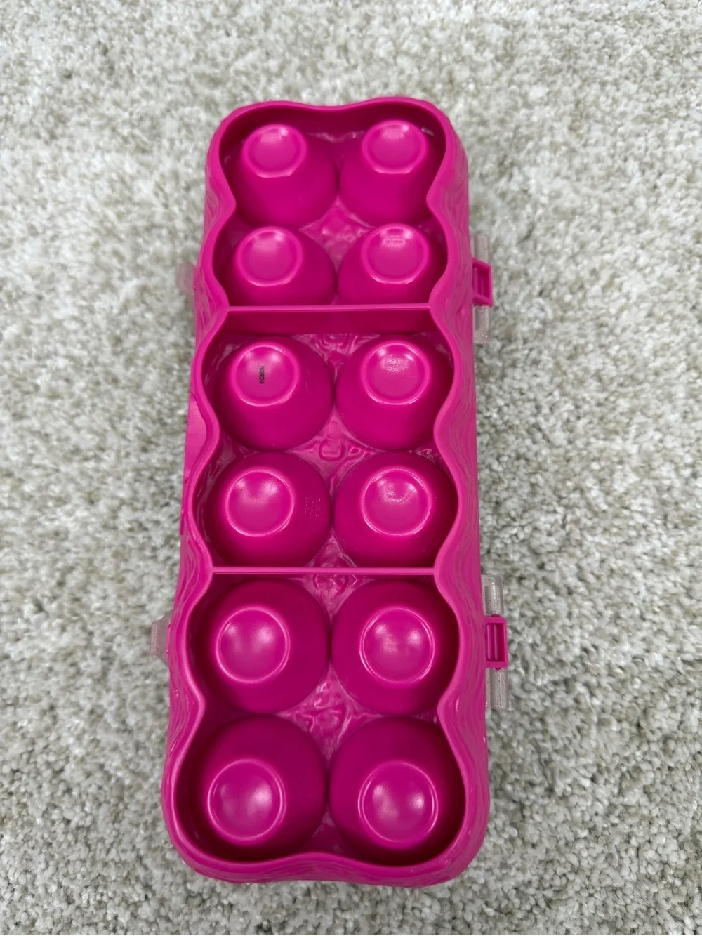Hatchimals Colleggtibles Lot of 12 in Egg Carton